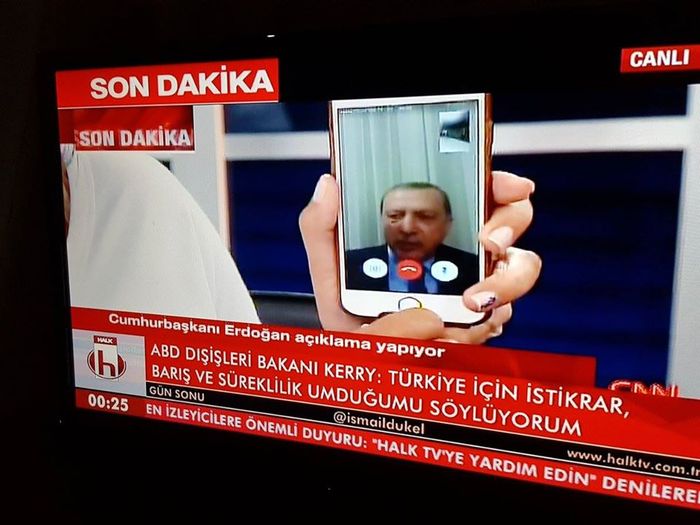 პრეზიდენტი ერდოღანი აძლევს ინტერვიუს CNN Turk-ს